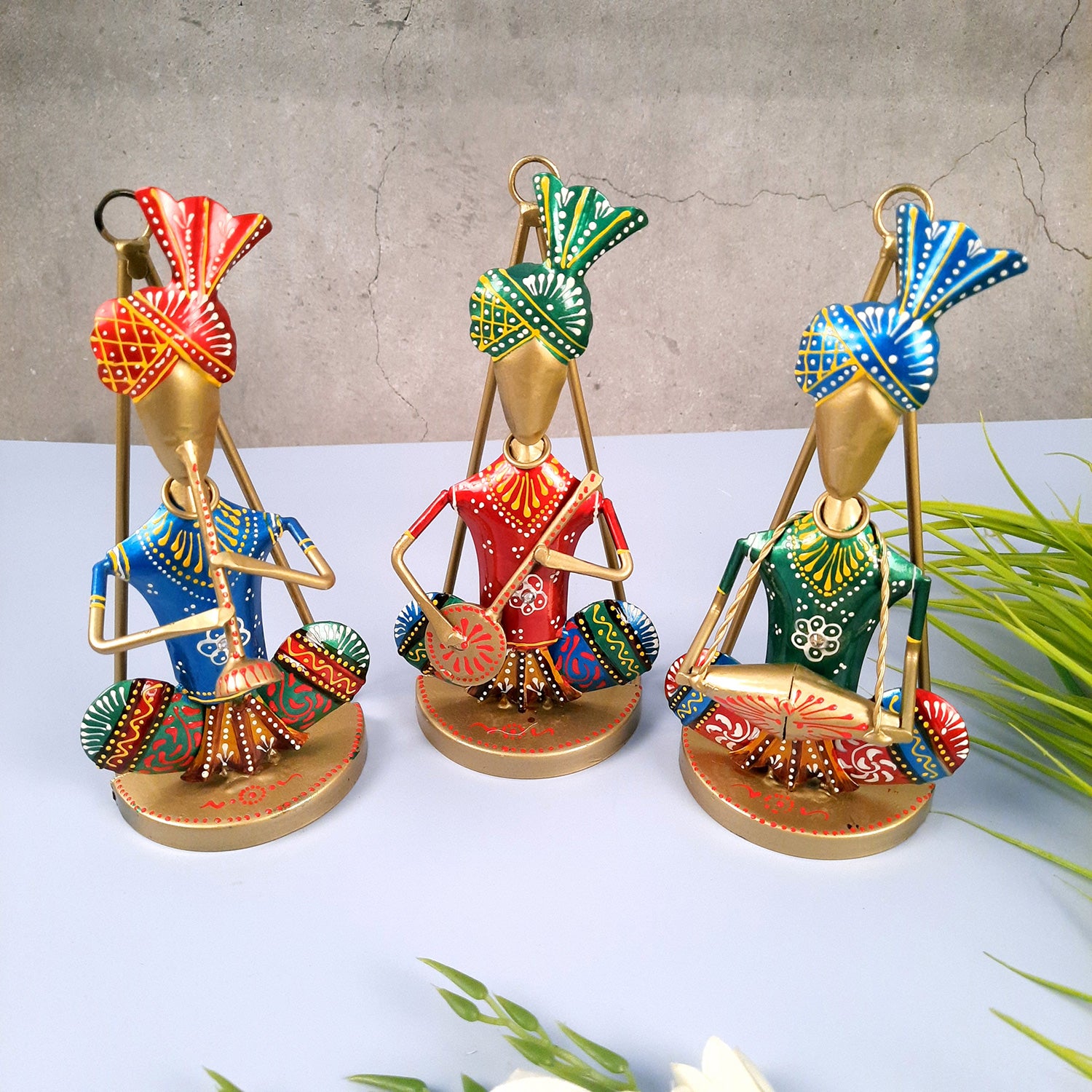 Showpiece Musician Cum Wall Hanging | Decorative Figurine - For Home, Wall, Table, Living Room & TV Unit | Show Piece For Office Desk & Gifts - 8 Inch - apkamart