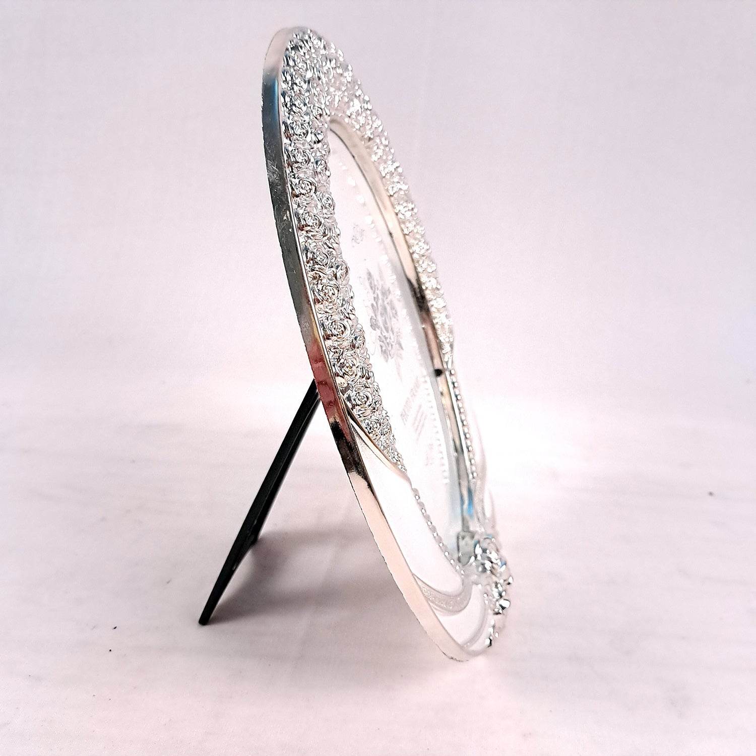 Table Photo Frame | Designer Oval Silver Picture Frames - For Home Decor, Office Desk, Bedroom & Living Room - 11 Inch - Apkamart #Style_Design 3