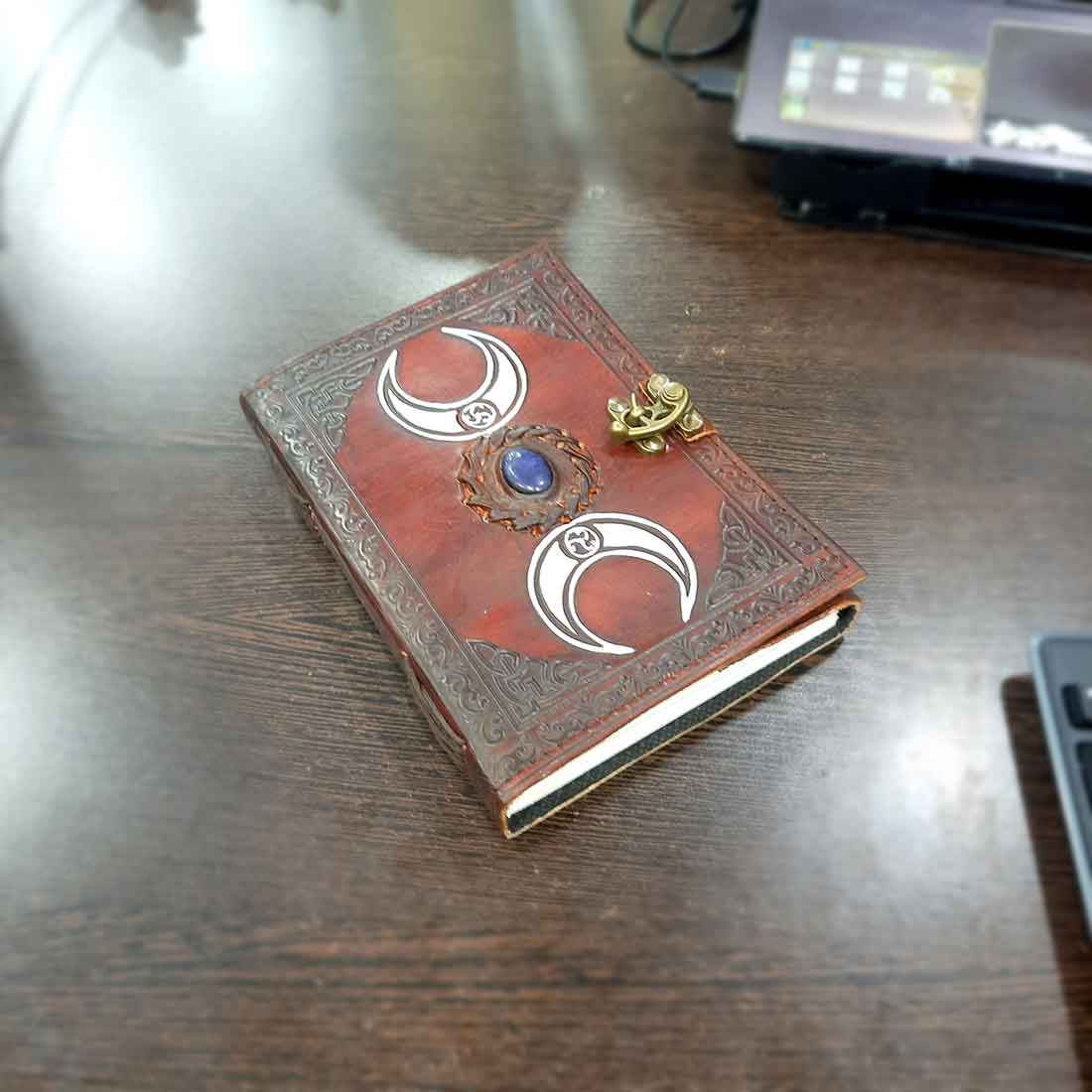 Daily Diary |Diary with Lock - For Personal Use & Gifts - 7 inch - ApkaMart