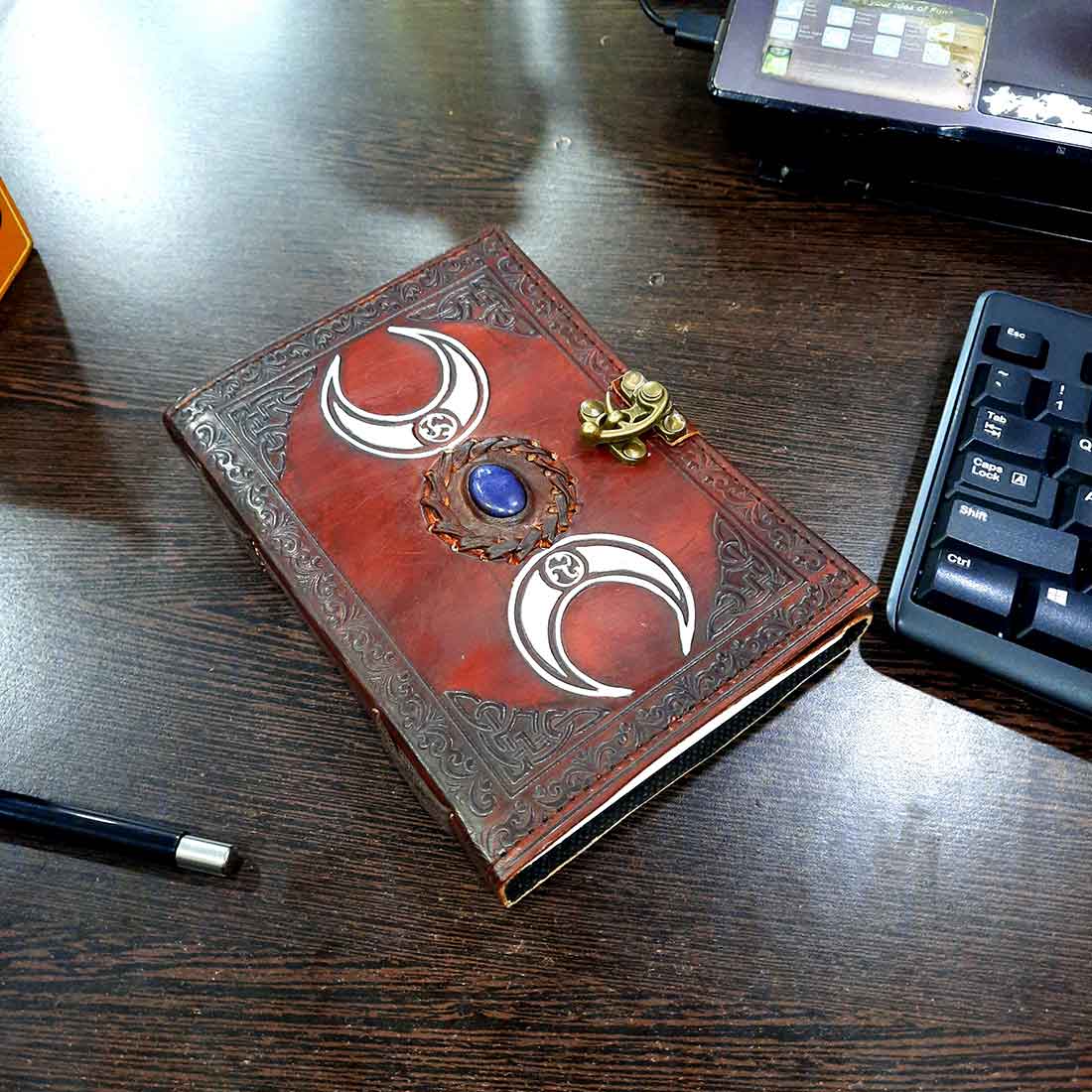 Daily Diary |Diary with Lock - For Personal Use & Gifts - 7 inch - ApkaMart