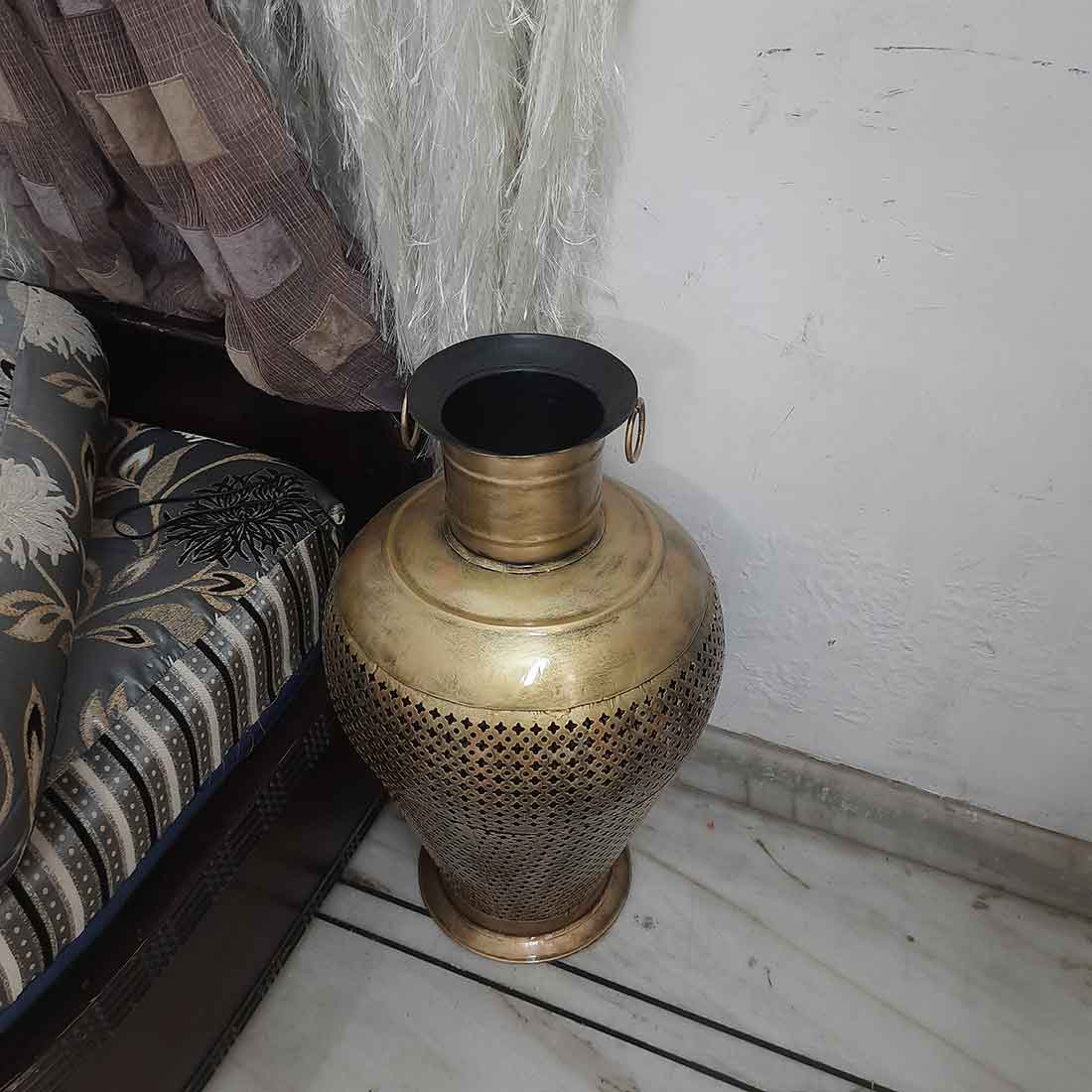 Beautiful LED Vase | Big Showpieces for Living Room - 20 Inch - ApkaMart