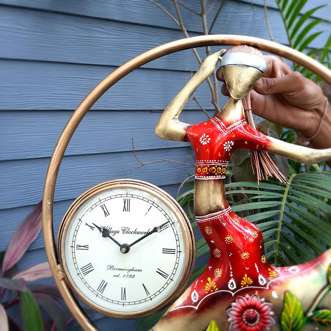 Wall Clock- Apkamart #color_Red