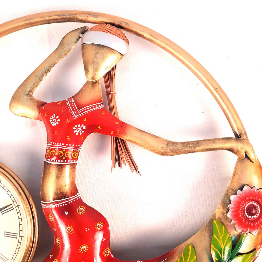 Wall Clock- Apkamart #color_Red