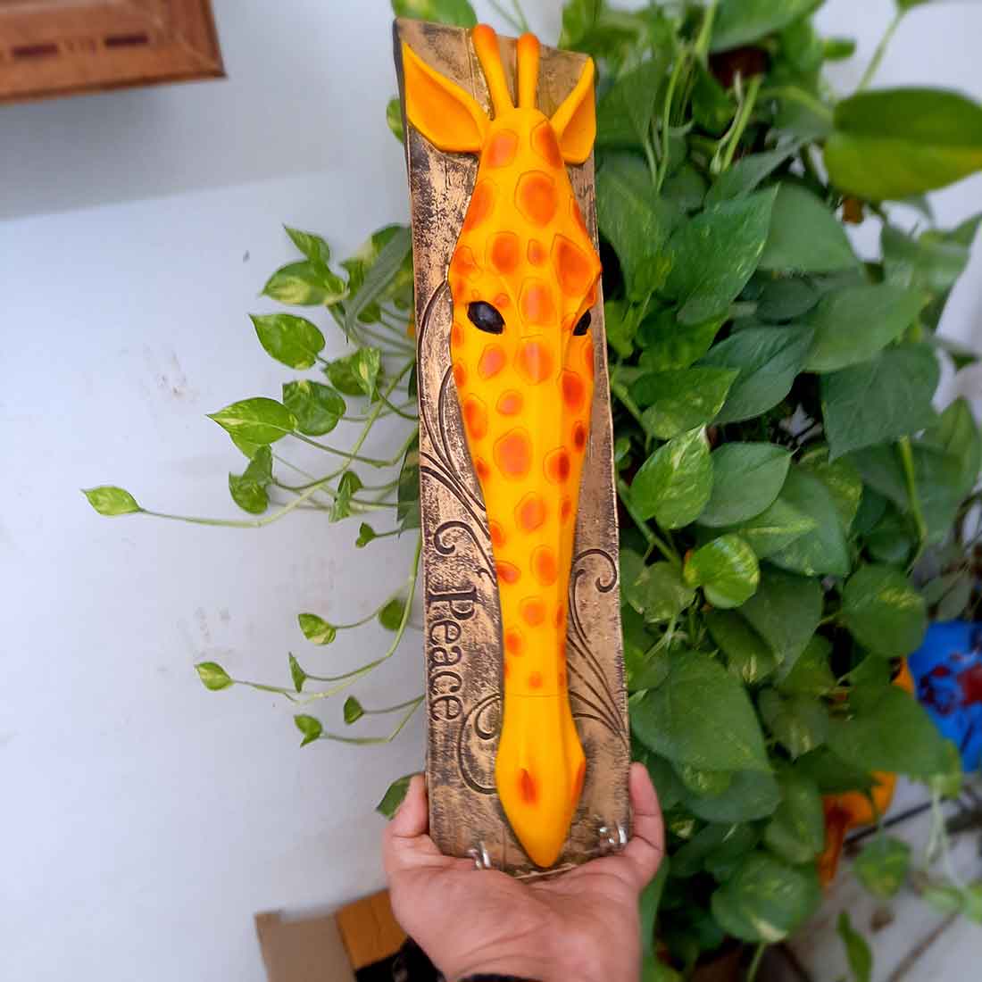 Wall Hanging Key Hook - Giraffe Design - For Wall & Home Decor - 16 Inches - ApkaMart