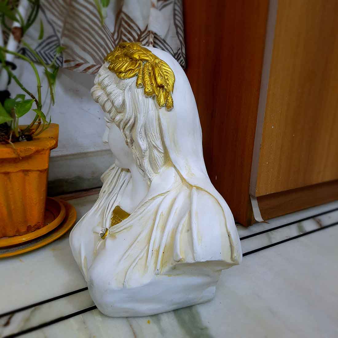 Female Figurines - for Side Table Decoration - 14 Inch - ApkaMart