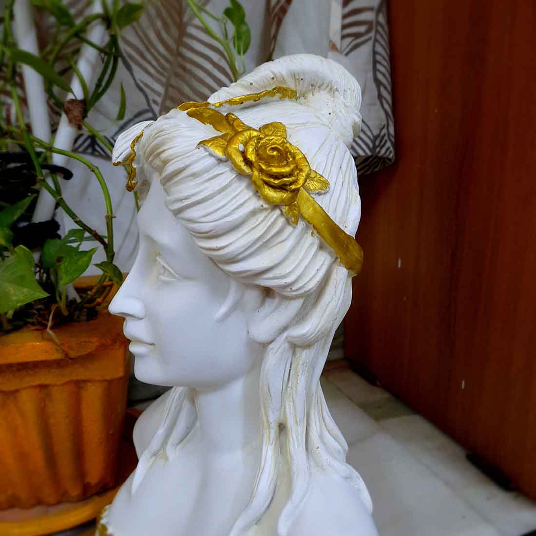 Female Figurines - for Side Table Decoration - 16 Inch - ApkaMart