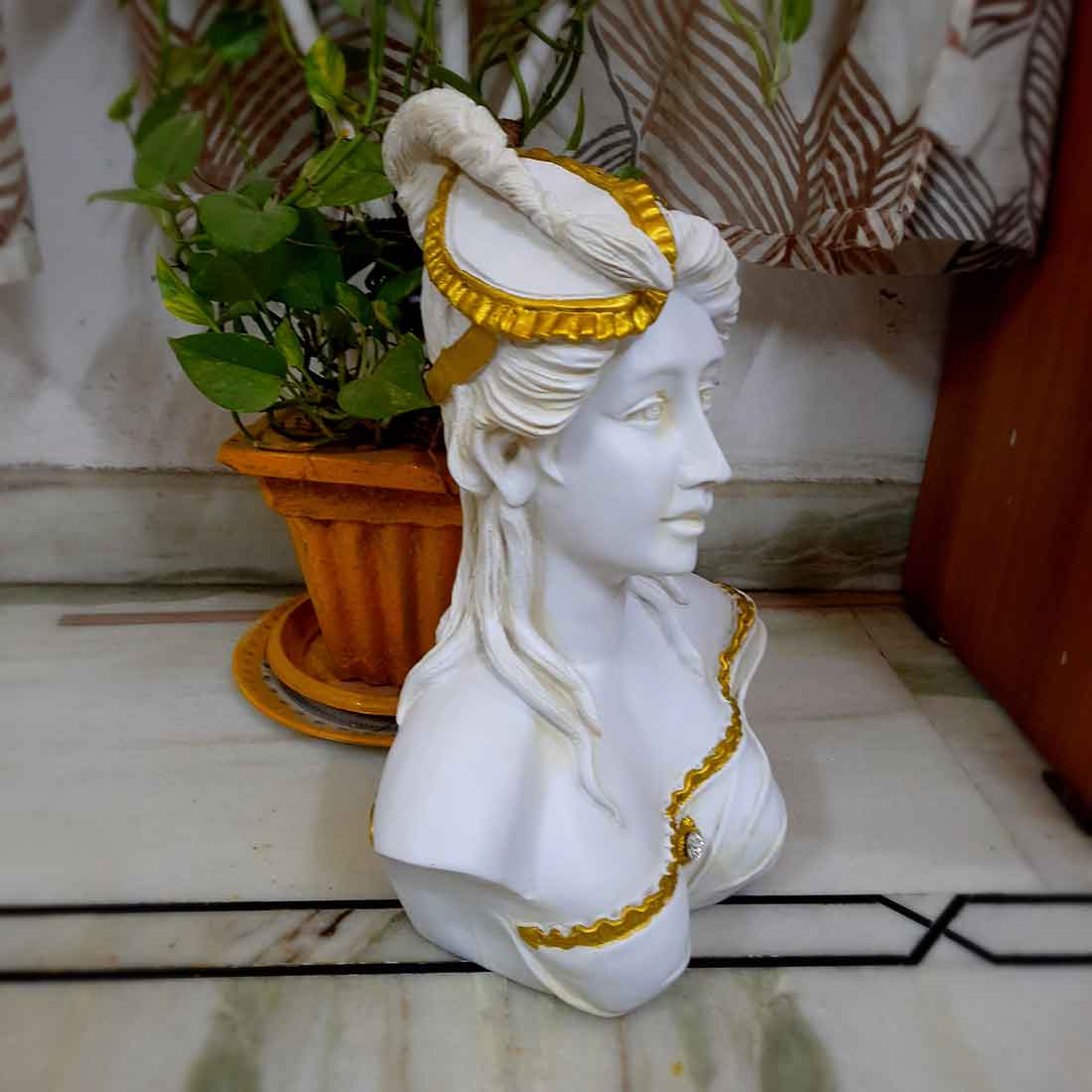 Female Figurines - for Side Table Decoration - 16 Inch - ApkaMart