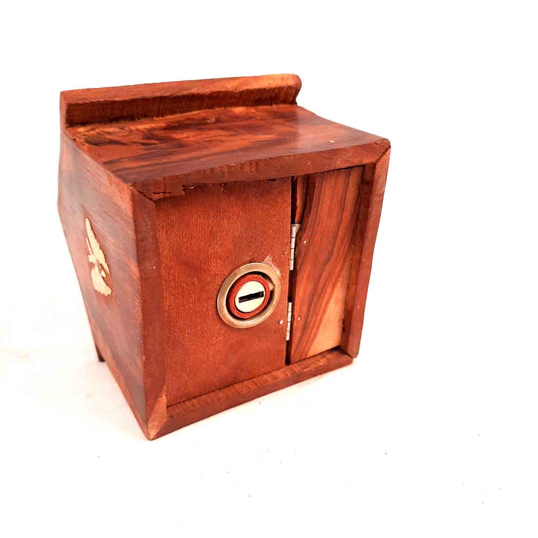 Wooden Piggy Bank - HUT Shape - With Lock for Girls and Boys - 4 Inch