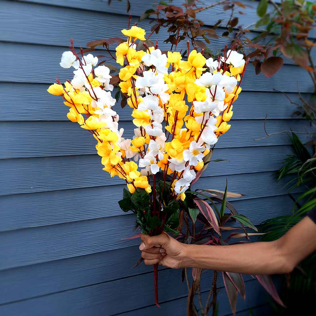 Artificial Flowers Bunch- Apkamart #color_White & Yellow