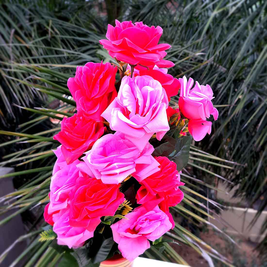 Artificial Flowers Bunch- Apkamart #color_Red & Pink