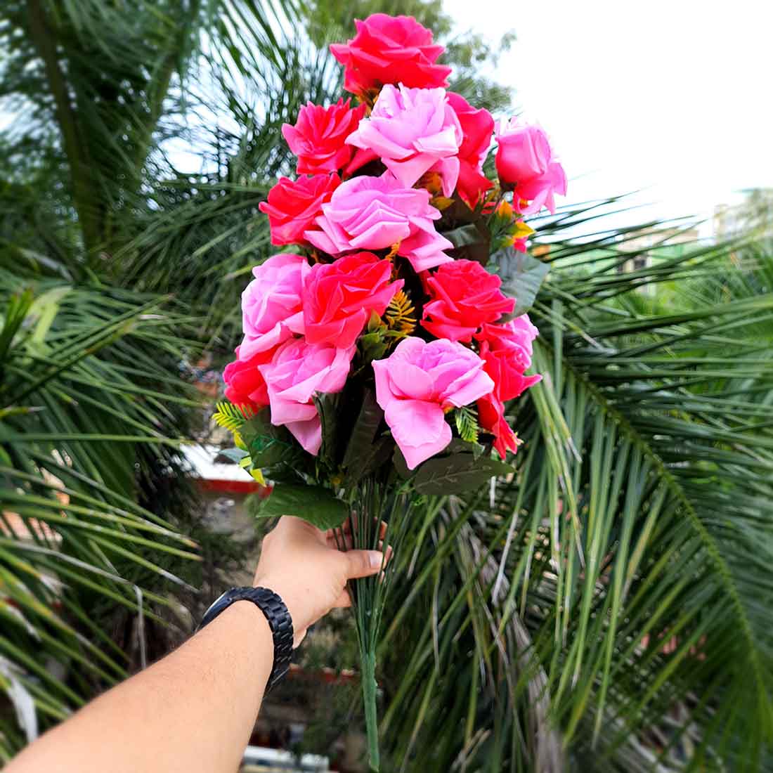 Artificial Flowers Bunch- Apkamart #color_Red & Pink