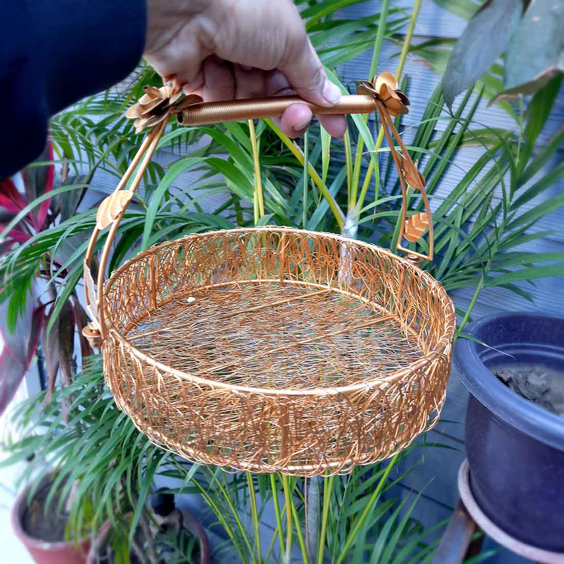 Multi-Purpose Gold Plated Meshwire Basket | Shagun Basket - For Packing & Serving Fruits, Sweets & Gifts - 11 Inch - Apkamart