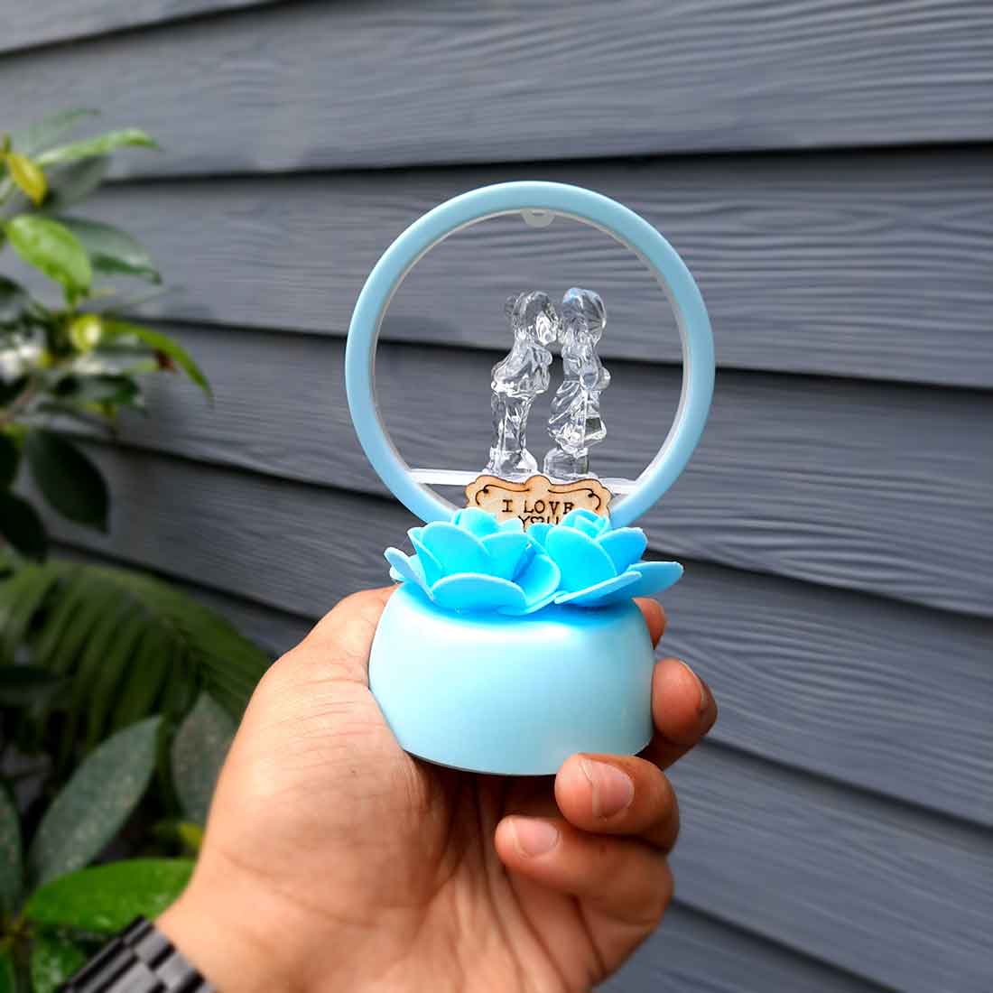 Beautiful Couple Showpiece - For Home Decor & Valentine Day Gift- 6 Inch - ApkaMart