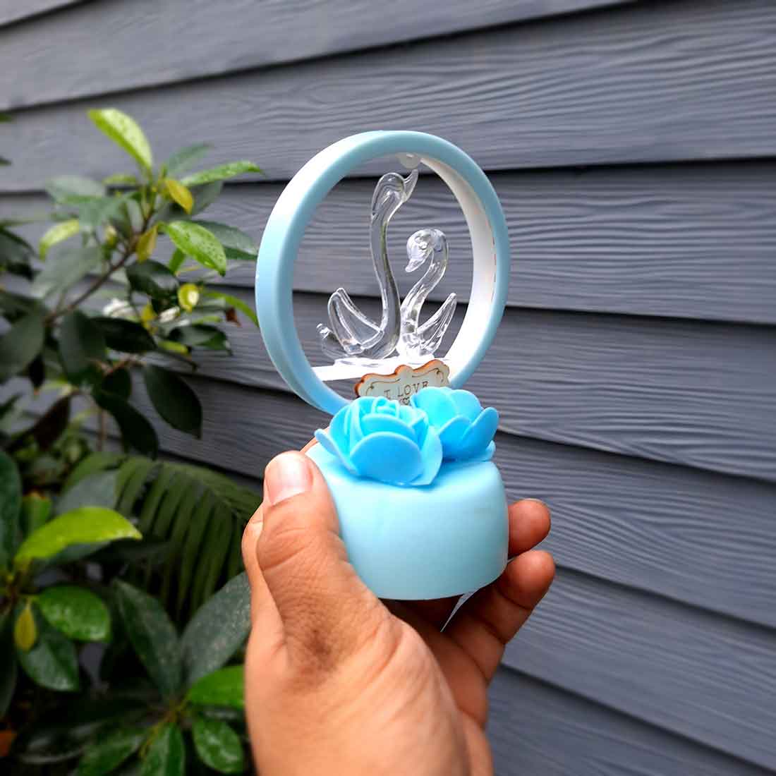 Swan Design Showpiece - For Girlfriend / Boyfriend / Husband / Wife - 6 Inch - ApkaMart
