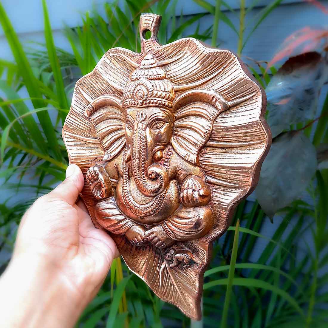 Ganesh Idol Wall Hanging | Lord Ganesha With Leaf Design Wall Statue Decor | Religious & Spiritual Wall Art - For Puja, Home & Entrance  Living Room & Gift - 8 Inch