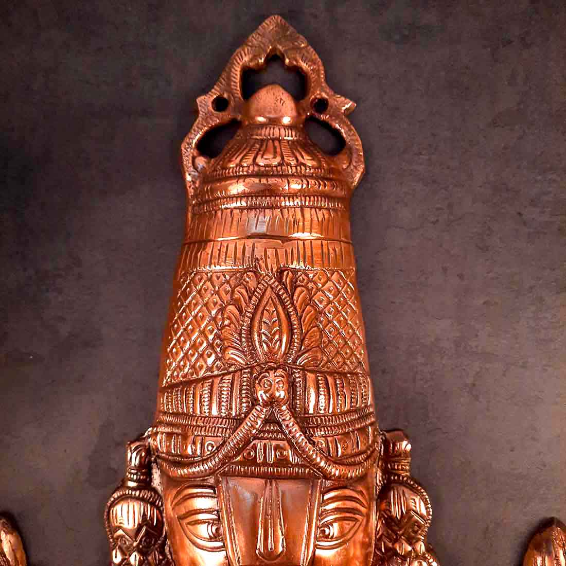 Tirupati Balaji | Venkateswara Swami Wall Showpiece - 17 Inch - ApkaMart