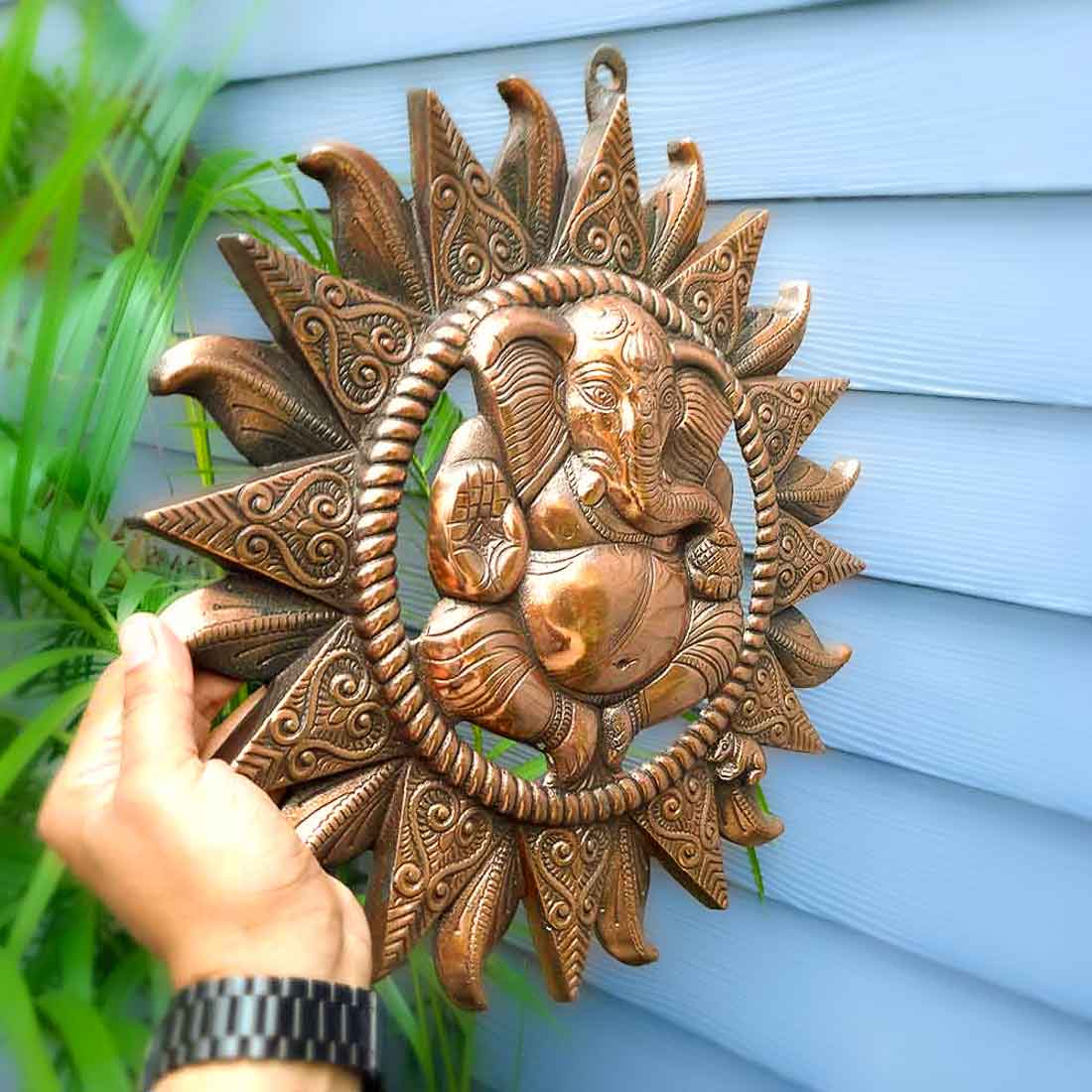 Ganesh Wall Hanging Murti | Ganesha Wall Statue With Sun - for Home Entrance & Main Door |Religoius & Spiritual Wall Art - For Puja, Living Room Decor & Gift - 17 Inch
