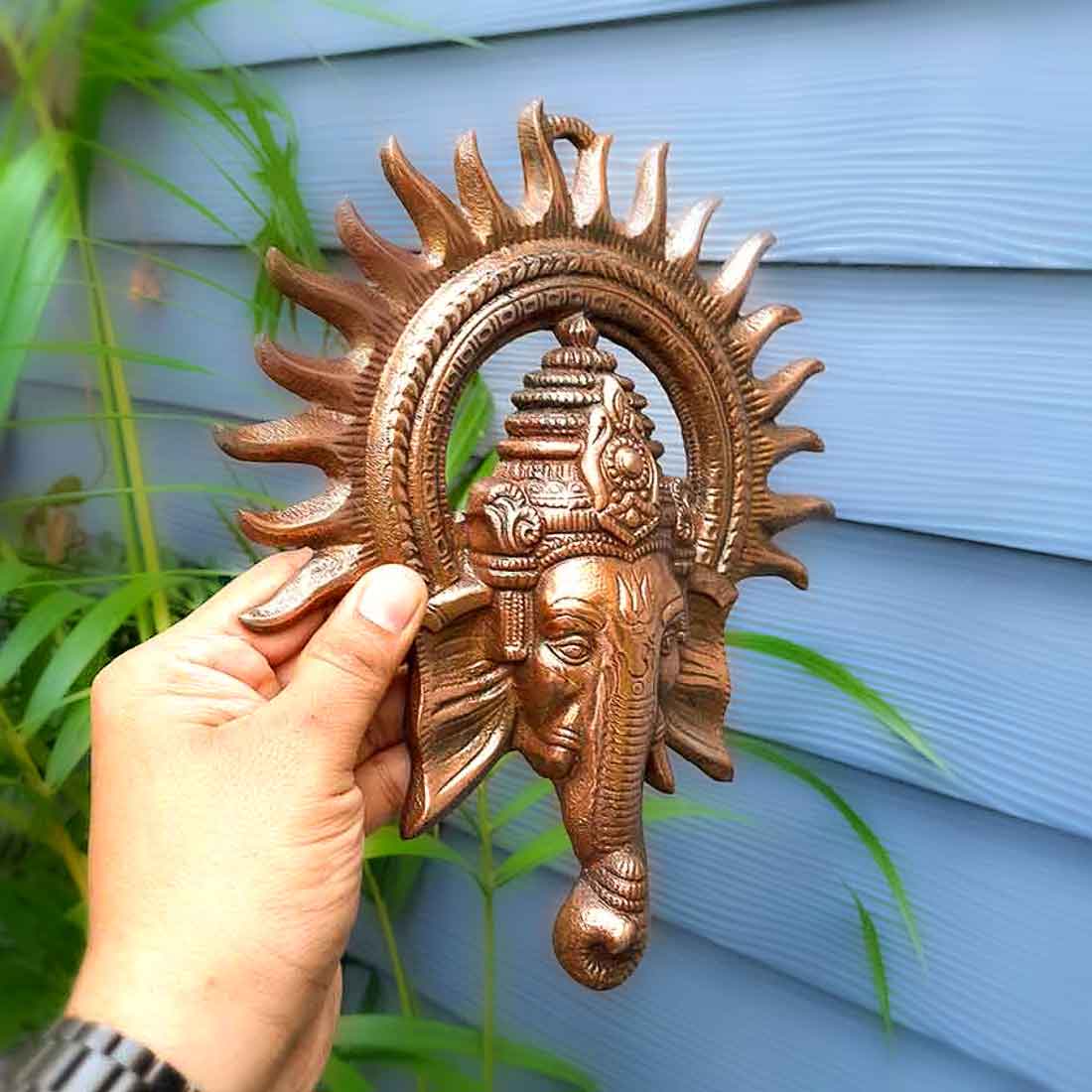 Ganesh Wall Hanging Murti | Ganesha Wall Statue With Sun - for Home Entrance & Main Door |Religoius & Spiritual Wall Art - For Puja, Living Room Decor & Gift- 10 Inch