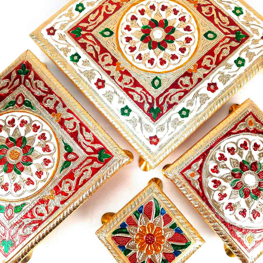 Puja Chowki - Set of 4 - Set of 4, 6, 8, 10 Inch Bajot - ApkaMart #Style_Design 1
