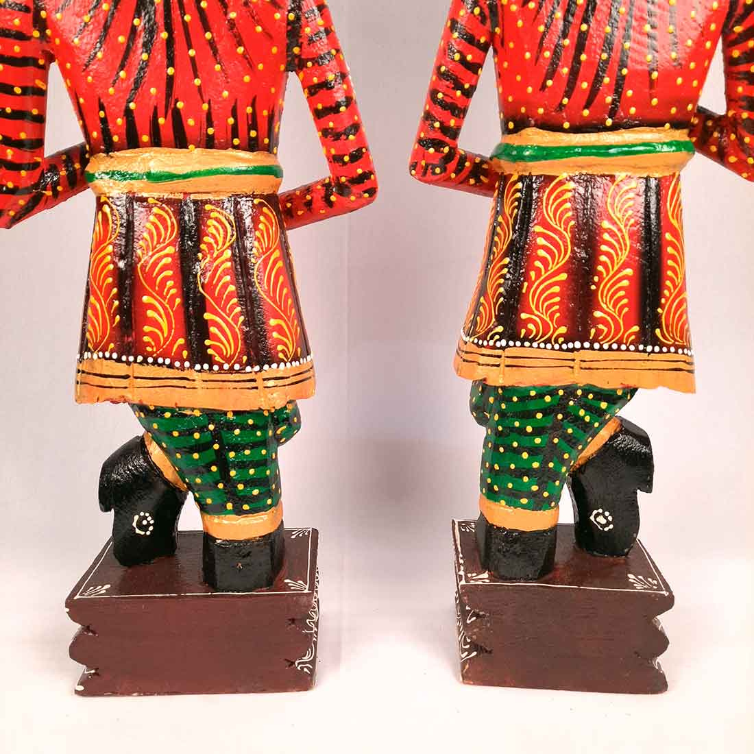 Darbaan Set Showpiece - Human Figurines - for Living Room & Home Decor - 24 Inch