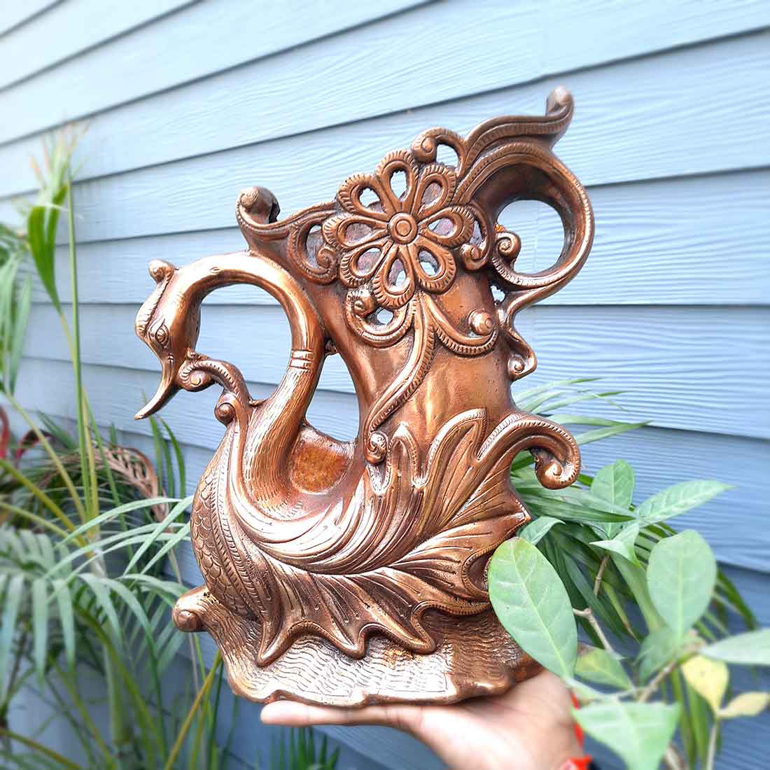 Vase | Flower Pot - Metal | Showpiece Cum Vase - for Home Decoration, Living Room, Table, Shelf, Office , Interior Decor | Gifts for All Occasions - 14 Inch