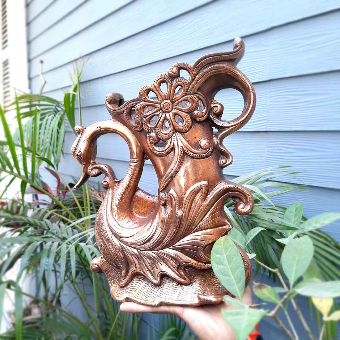 Vase | Flower Pot - Metal | Showpiece Cum Vase - for Home Decoration, Living Room, Table, Shelf, Office , Interior Decor | Gifts for All Occasions - 14 Inch