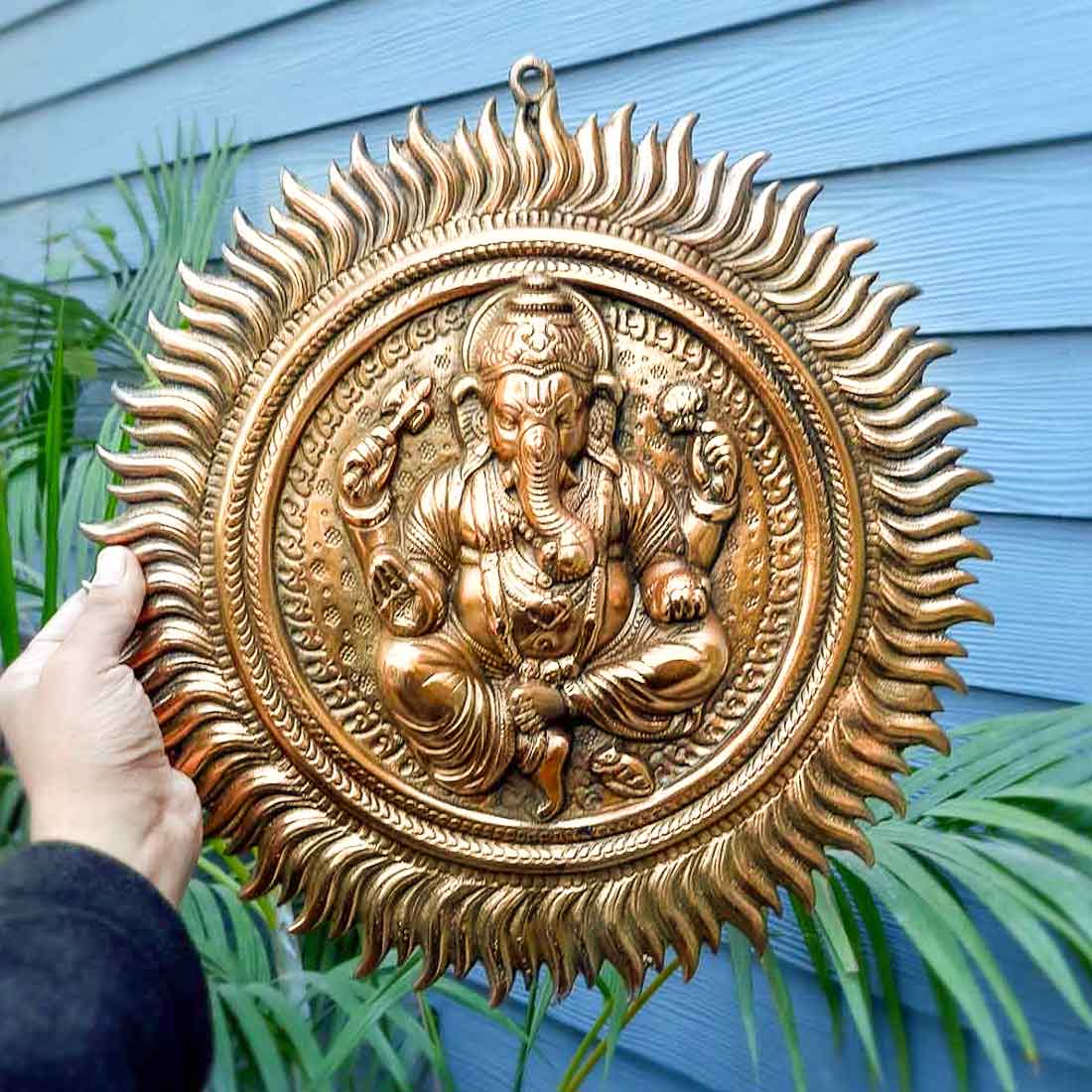 Ganesh Wall Hanging Murti | Ganesha Wall Statue With Sun - for Home Entrance & Main Door |Religoius & Spiritual Wall Art - For Puja, Living Room Decor & Gift - 16 Inch