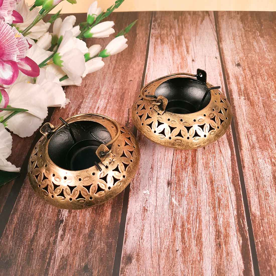 T Light Holder - Apkamart #style_Pack of 2