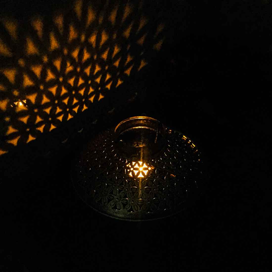 Handi Design Tea Light Holder- Apkamart #style_Style -1