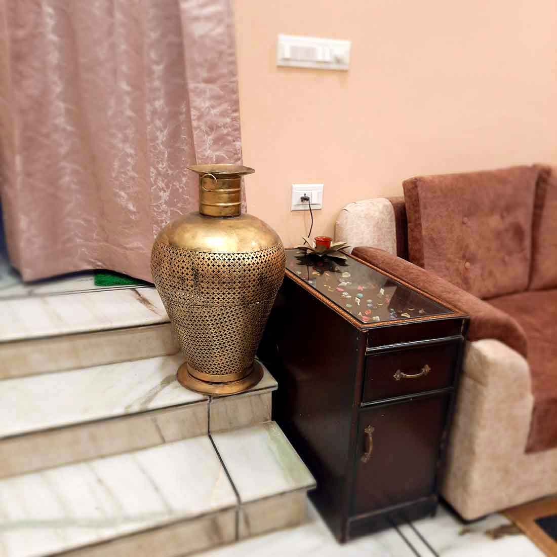 Vintage Vase with LED Lights - Antique Showpiece - For Table Decor & Gifts - 26 Inch