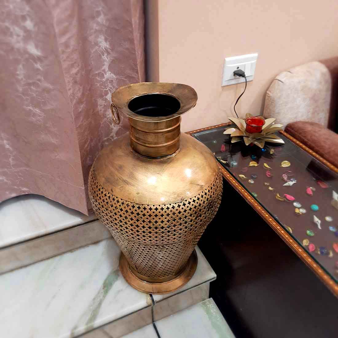 Vase with LED Lights | LED Lamp Showpiece - for Living Room & Gifts - 23 Inch