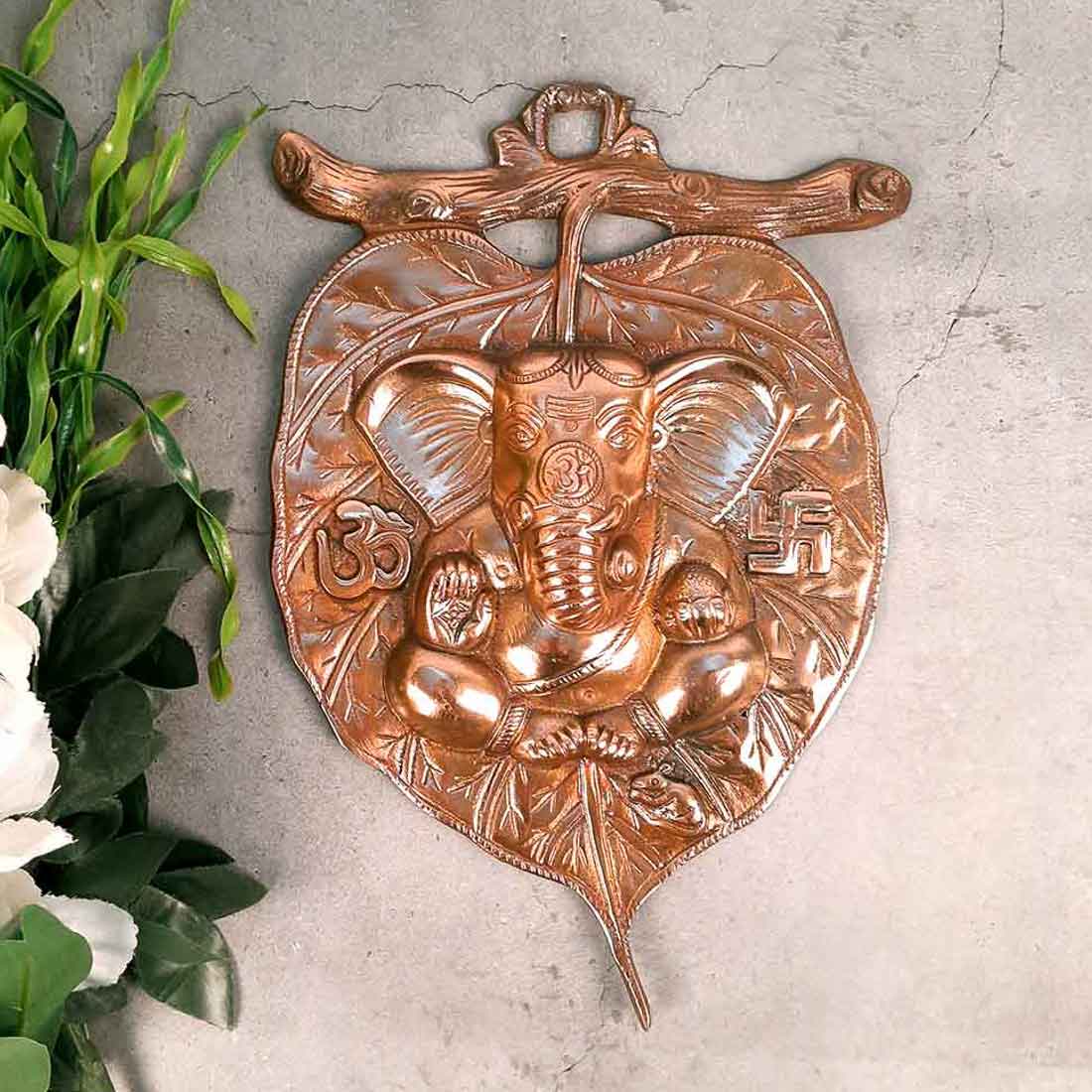 Ganesh Idol Wall Hanging | Lord Ganesha With Leaf Design Wall Statue Decor |Religoius & Spiritual Wall Art - For Puja, Home & Entrance  Living Room & Gift -13 Inch