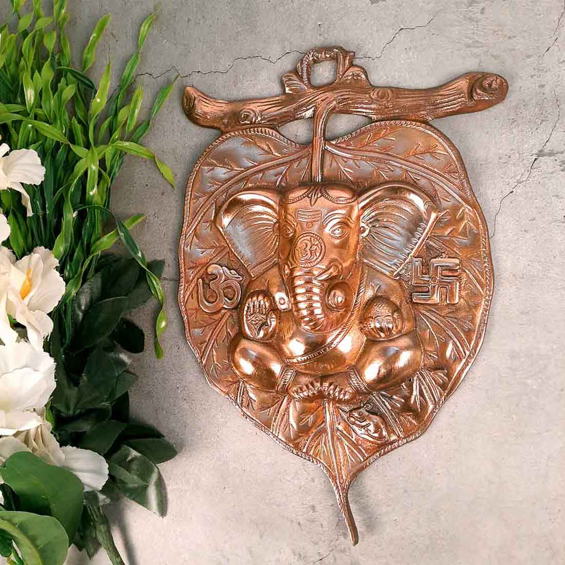 Ganesh Idol Wall Hanging | Lord Ganesha With Leaf Design Wall Statue Decor |Religoius & Spiritual Wall Art - For Puja, Home & Entrance  Living Room & Gift -13 Inch