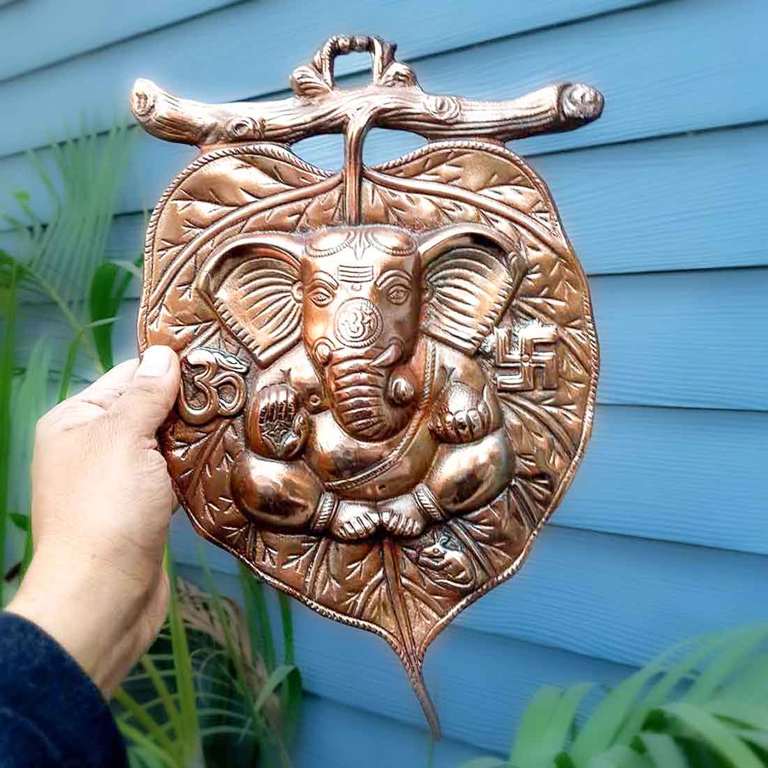 Ganesh Idol Wall Hanging | Lord Ganesha With Leaf Design Wall Statue Decor |Religoius & Spiritual Wall Art - For Puja, Home & Entrance  Living Room & Gift -13 Inch