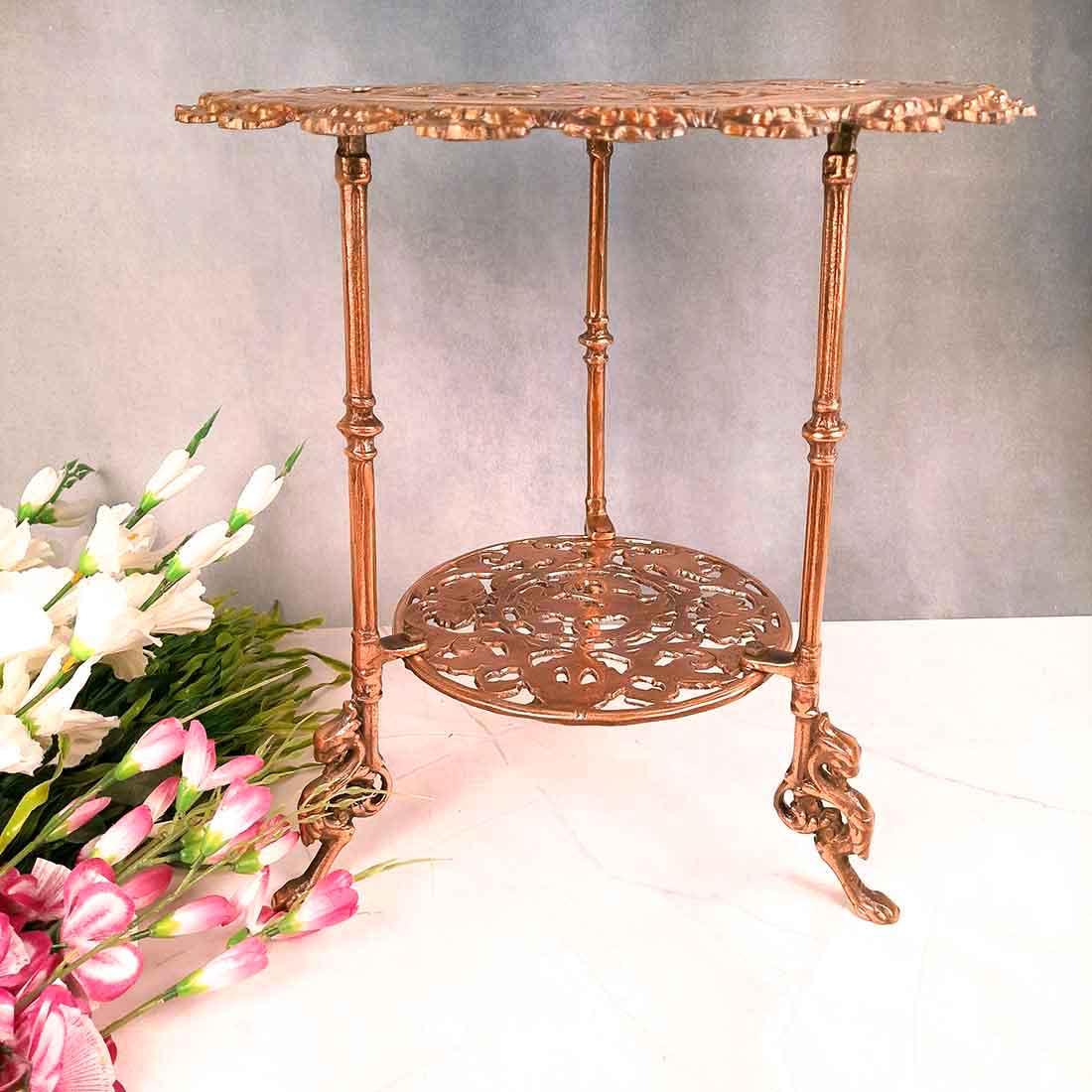 Side Table | End Table In Metal | Coffee Tables - for Living Room, Bedside, Sofa Side Stool, Corners, Home Decor & Gifts | Vintage Center Table - 17 Inch