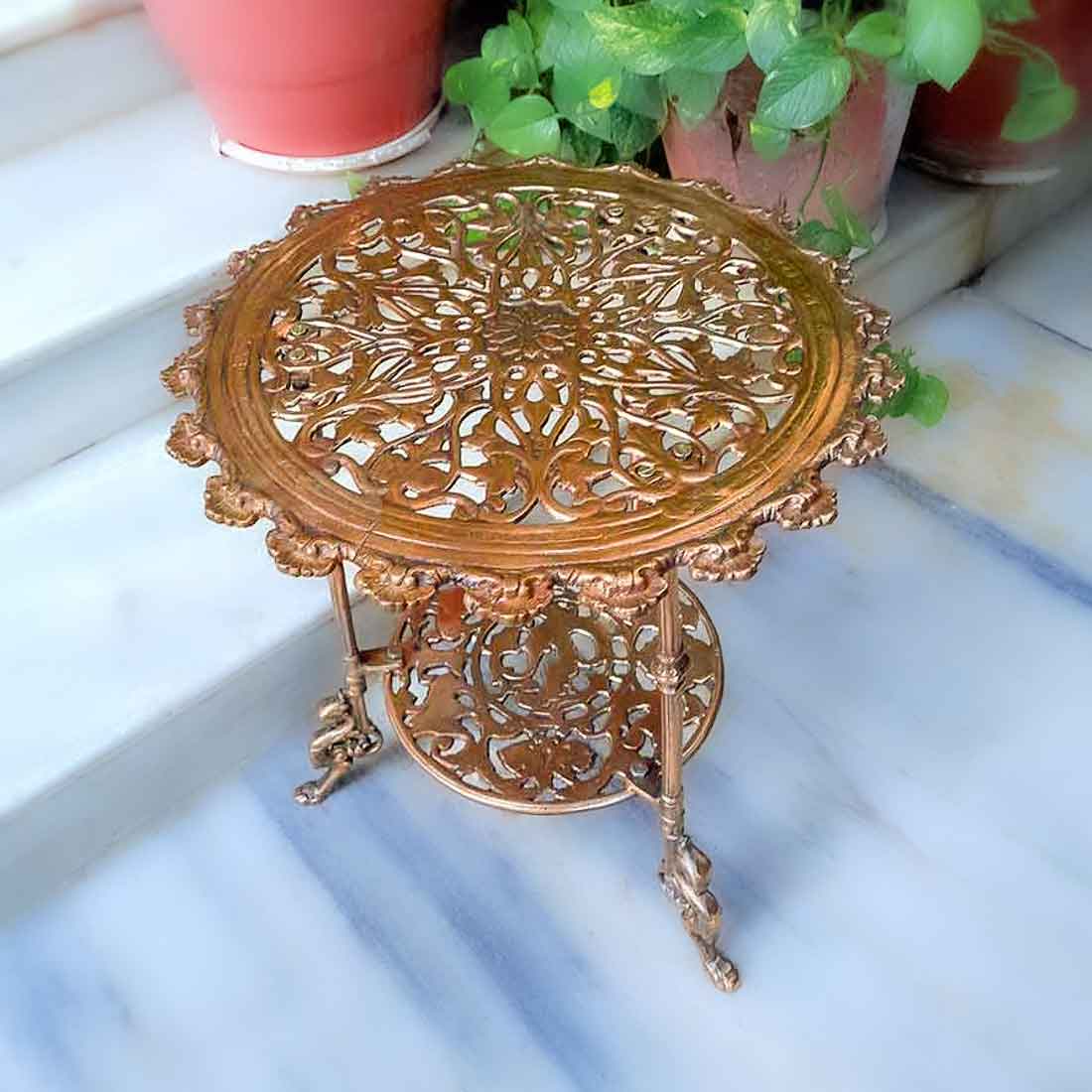 Side Table | End Table In Metal | Coffee Tables - for Living Room, Bedside, Sofa Side Stool, Corners, Home Decor & Gifts | Vintage Center Table - 17 Inch