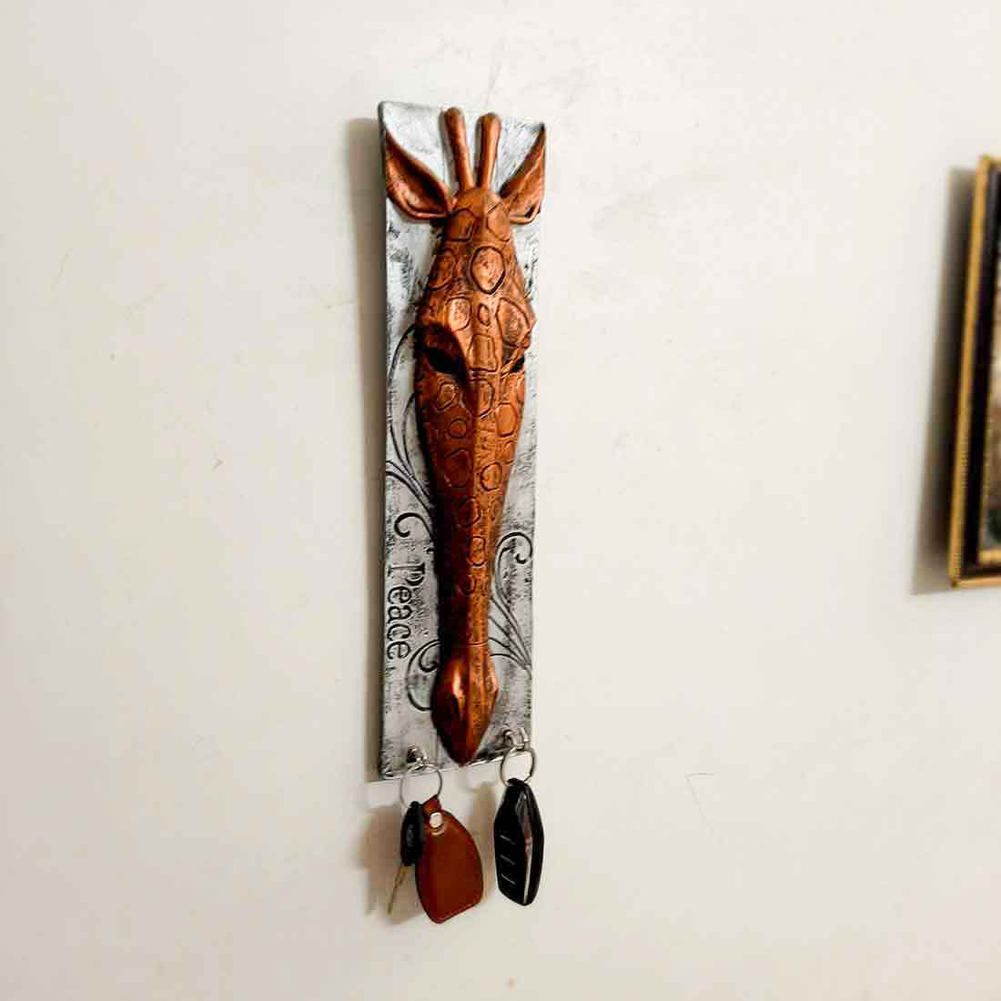 Key Holder Giraffe Design | Decorative Wall Hanger -16 Inches - ApkaMart