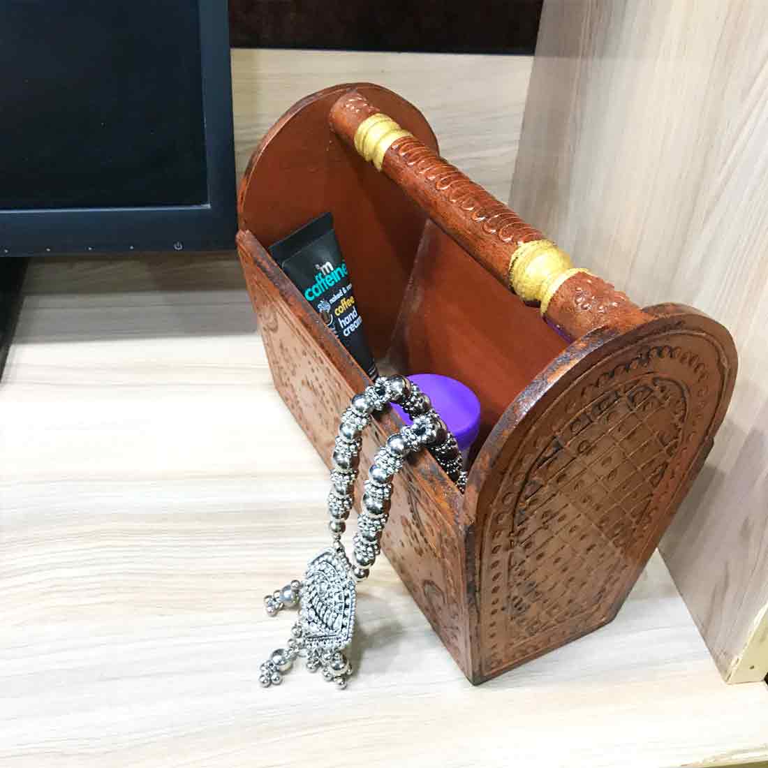 Wooden Magazine Holder - For Office & Home - 9 Inch - ApkaMartWooden Magazine Holder - For Office & Home - 9 Inch - Apkamart