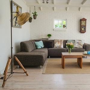 Budget Ways to Decorate your Home