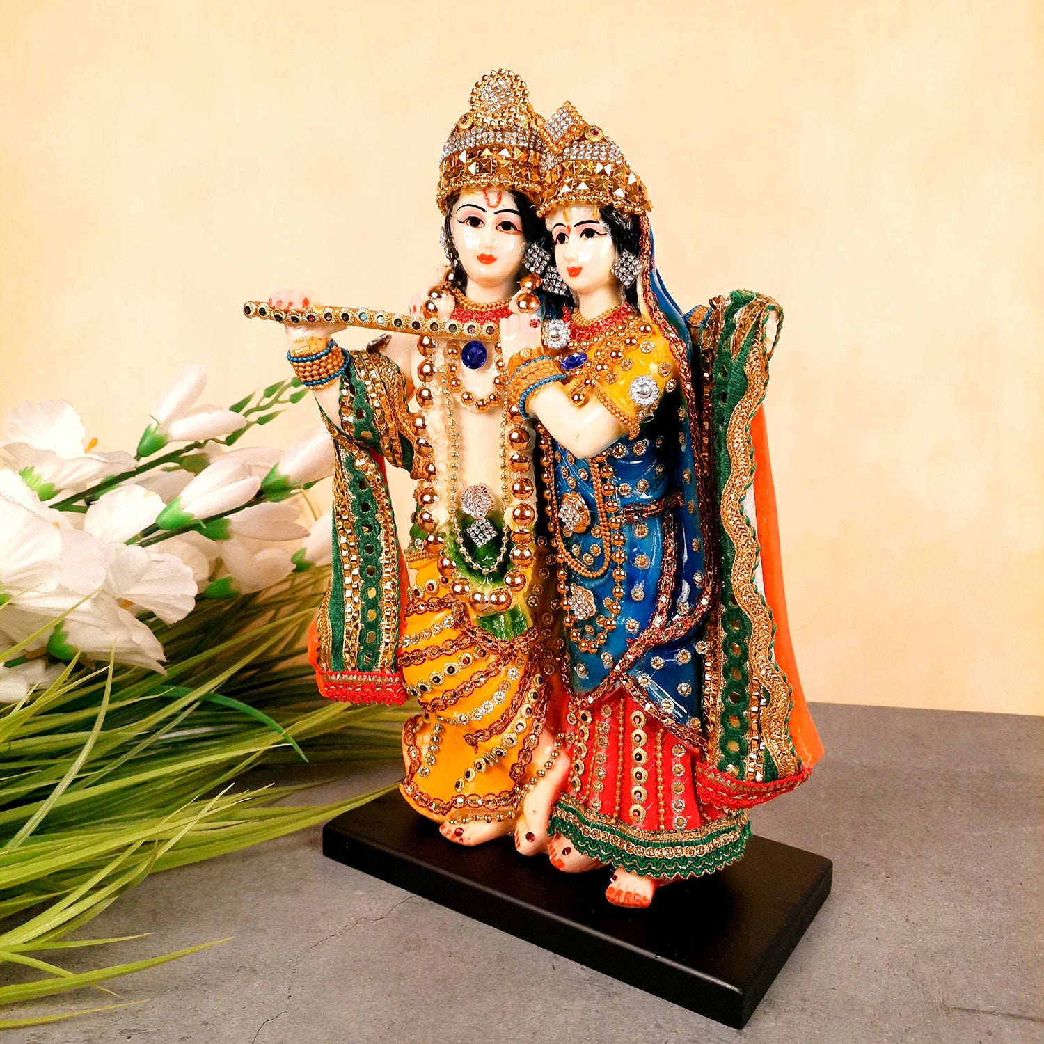 SP Handicrafts Lord Radha Krishna Idol Statue Showpiece Fegurine |Religious  Murti Pooja Gift Item|Temple and Home Décor | Antique Solid Metal Radha  Krishna Idol Decorative Showpiece - 18 cm Price in India -