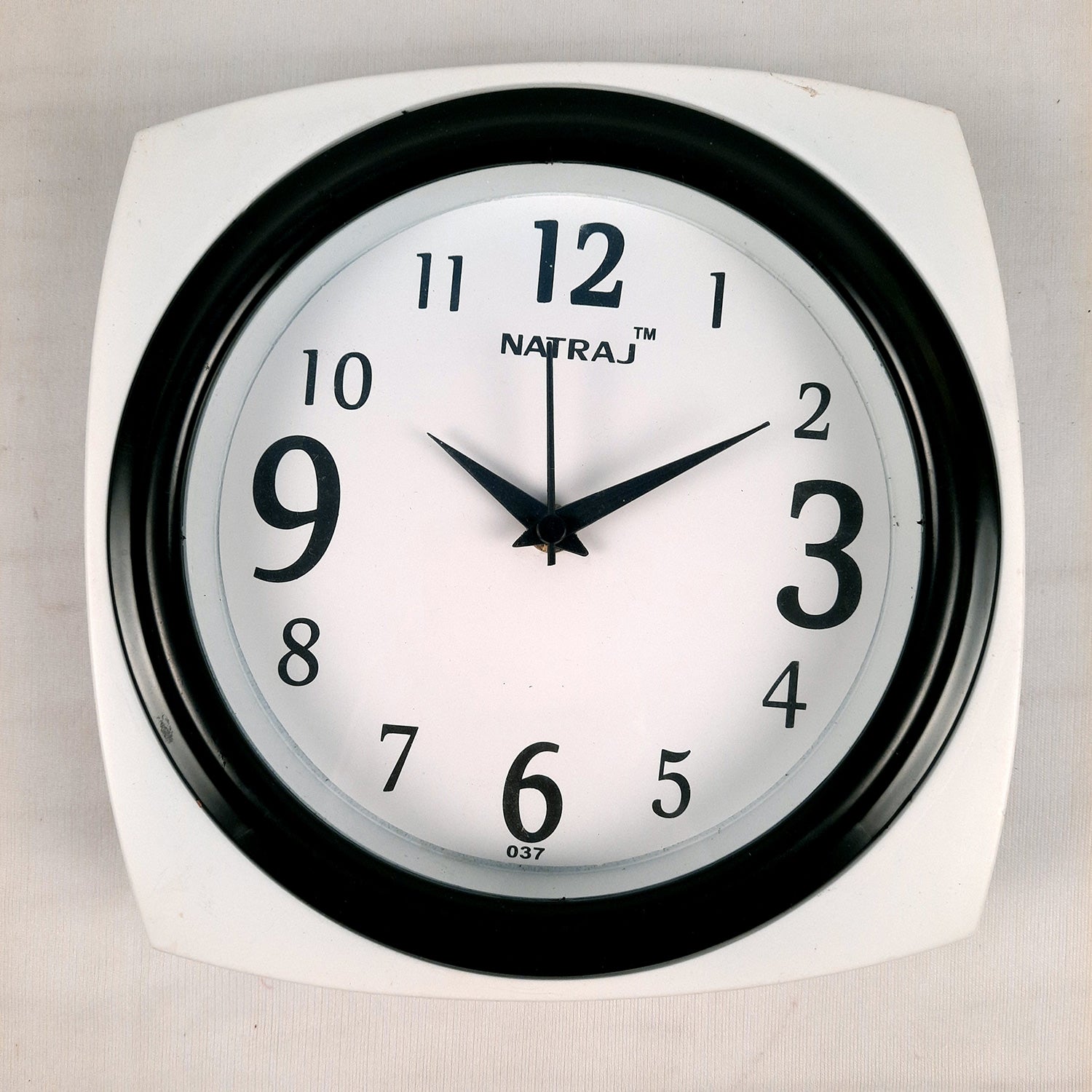 Wall Clock | Stylish Square Clock Wall Mount - For Home, Living Room, Bedroom, Office & Hall Decoration & Gifts - Apkamart