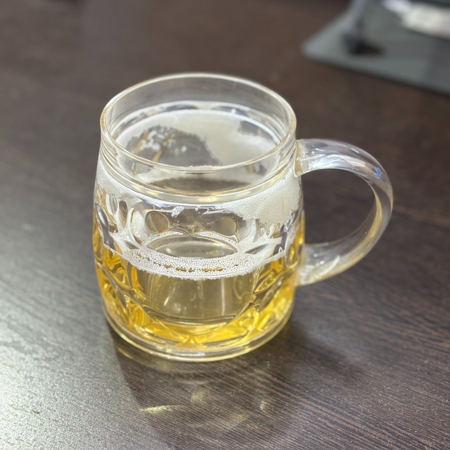 Freezer Beer Mug | Double Wall Insulated Gel Plastic Pint Glass | Freezable Mug for Chilled Beer, Juice & Drinks – Keeps Beverage Cold Longer - 350ml - Apkamart