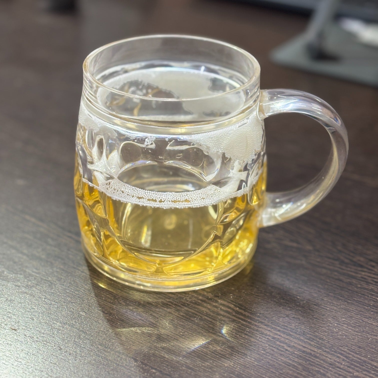 Freezer Beer Mug | Double Wall Insulated Gel Plastic Pint Glass | Freezable Mug for Chilled Beer, Juice & Drinks – Keeps Beverage Cold Longer - 350ml - Apkamart