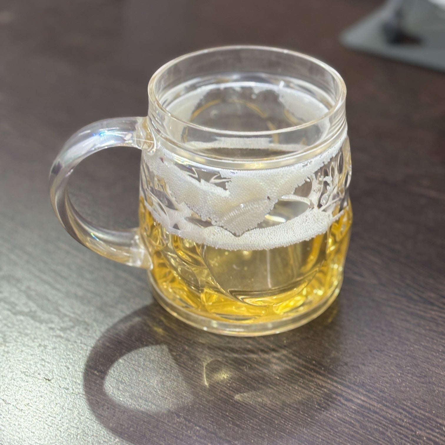 Freezer Beer Mug | Double Wall Insulated Gel Plastic Pint Glass | Freezable Mug for Chilled Beer, Juice & Drinks – Keeps Beverage Cold Longer - 350ml - Apkamart