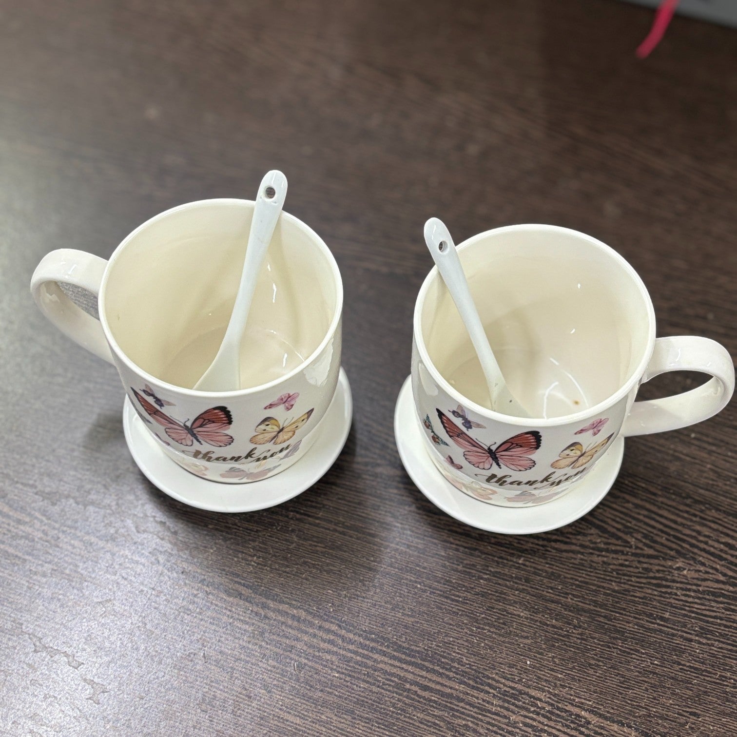 Coffee Mug Set of 2 with Lid and Spoon | Stylish Ceramic Cup Set for Coffee, Tea, Milk & Hot Drinks | Premium Gift Set for Home, Office & Gifting - 350ml - Apkamart