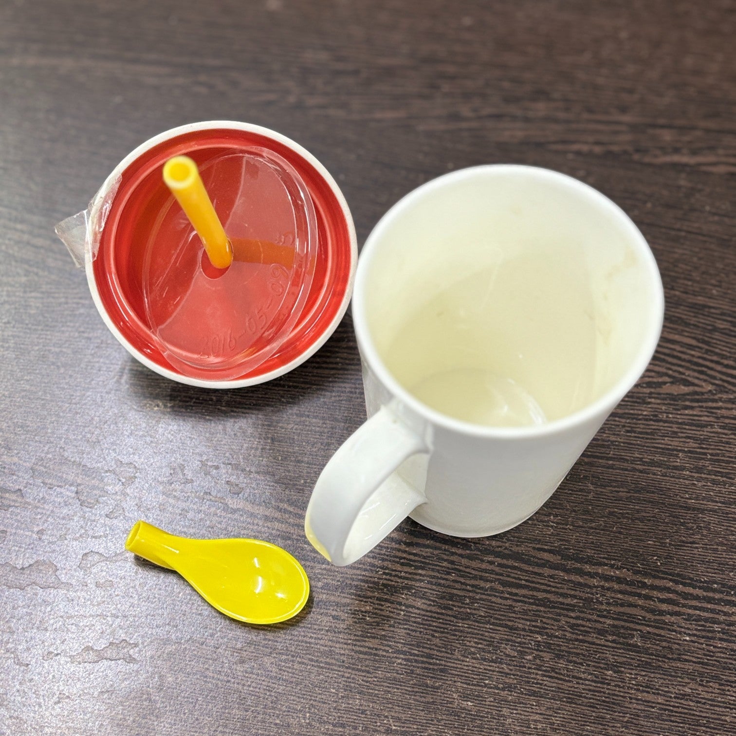 Coffee Mug with Straw | Stylish Ceramic Cup for Coffee, Milk & Juice | Modern Reusable Mug for Home, Office, Cafe | Eco-Friendly & Elegant Drinkware - 350ml - Apkamart