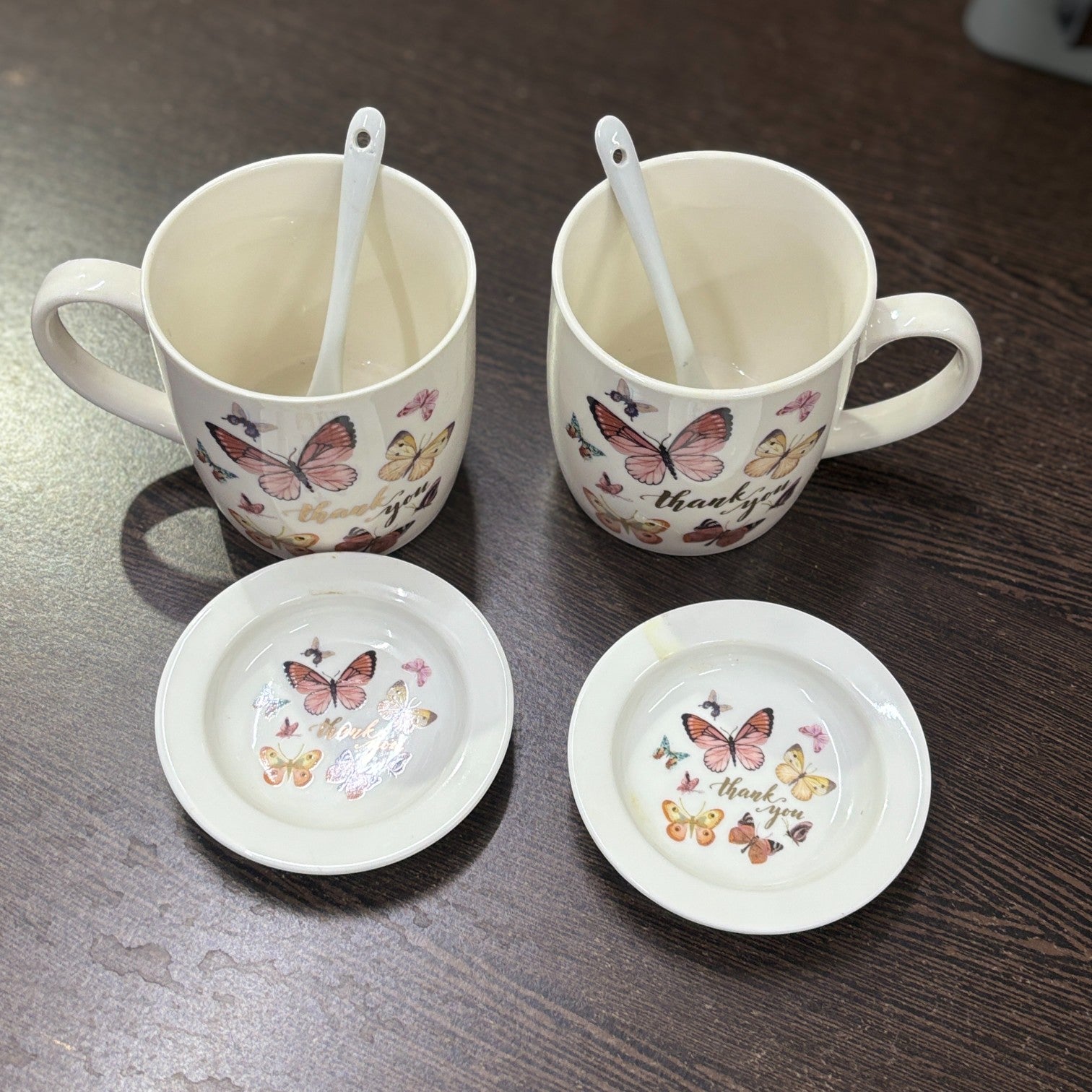 Coffee Mug Set of 2 with Lid and Spoon | Stylish Ceramic Cup Set for Coffee, Tea, Milk & Hot Drinks | Premium Gift Set for Home, Office & Gifting - 350ml - Apkamart