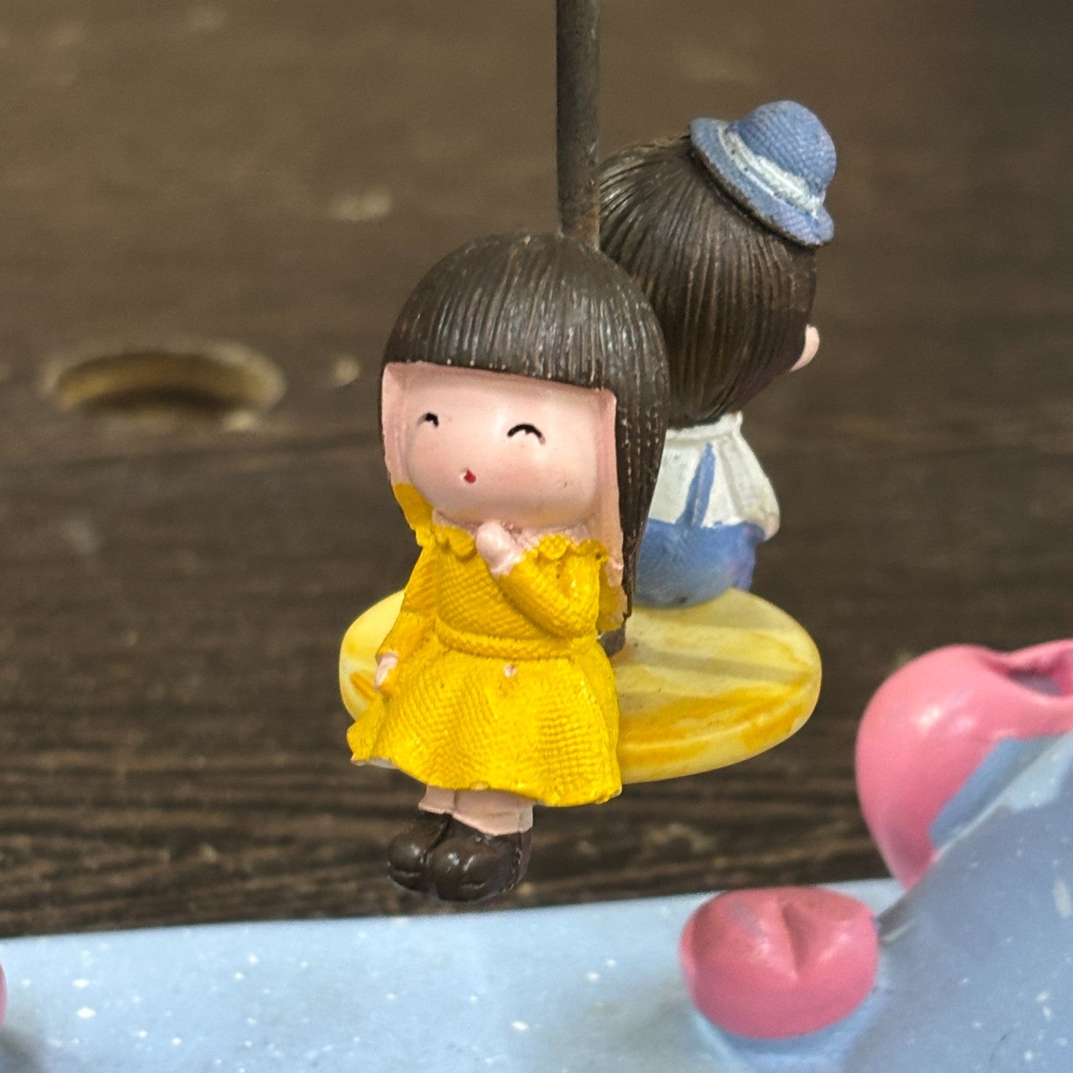 Couple Showpiece | Romantic Love Figurine for Home, Bedroom & Living Room Decor | Decorative Resin Couple Statue for Valentine, Anniversary & Gifting - 7 Inch - Apkamart