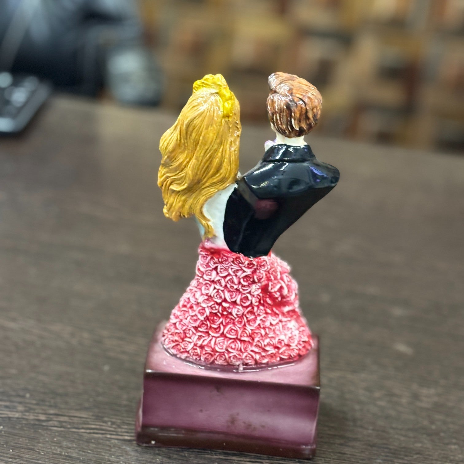 Romantic Couple Showpiece | Love Figurine for Home Decor | Elegant Sculpture for Bedroom, Living Room & Gift for Anniversary, Wedding or Valentine’s Day - 10 Inch - Apkamart