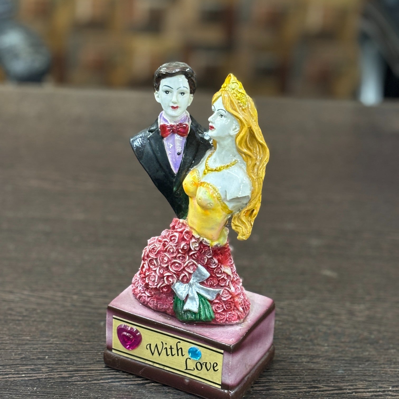 Couple Figurine Showpiece | Romantic Resin Sculpture | Perfect Decorative Gift for Anniversary, Wedding, Valentine’s Day & Home Decor - 10 Inch  - Apkamart